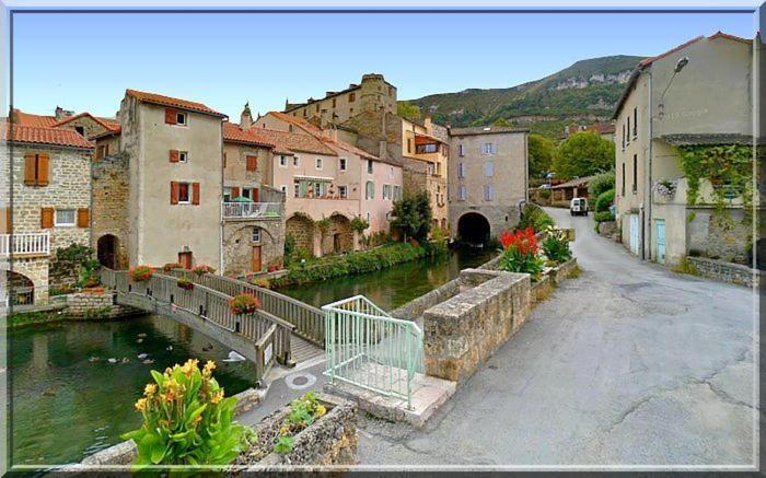 Chambre D Hotes Independante Dans Village Medieval Creissels Eksteriør bilde